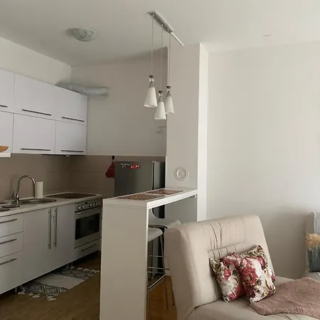 Alexandra Apartamento Banja Luka